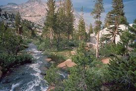 Vogelsang High Sierra Camp's dining hall next to Rafferty Creek